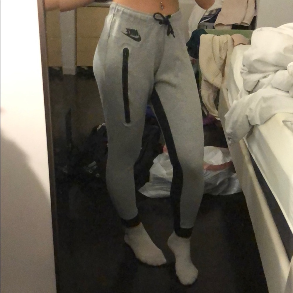 Nike Tech Leggings / Joggers